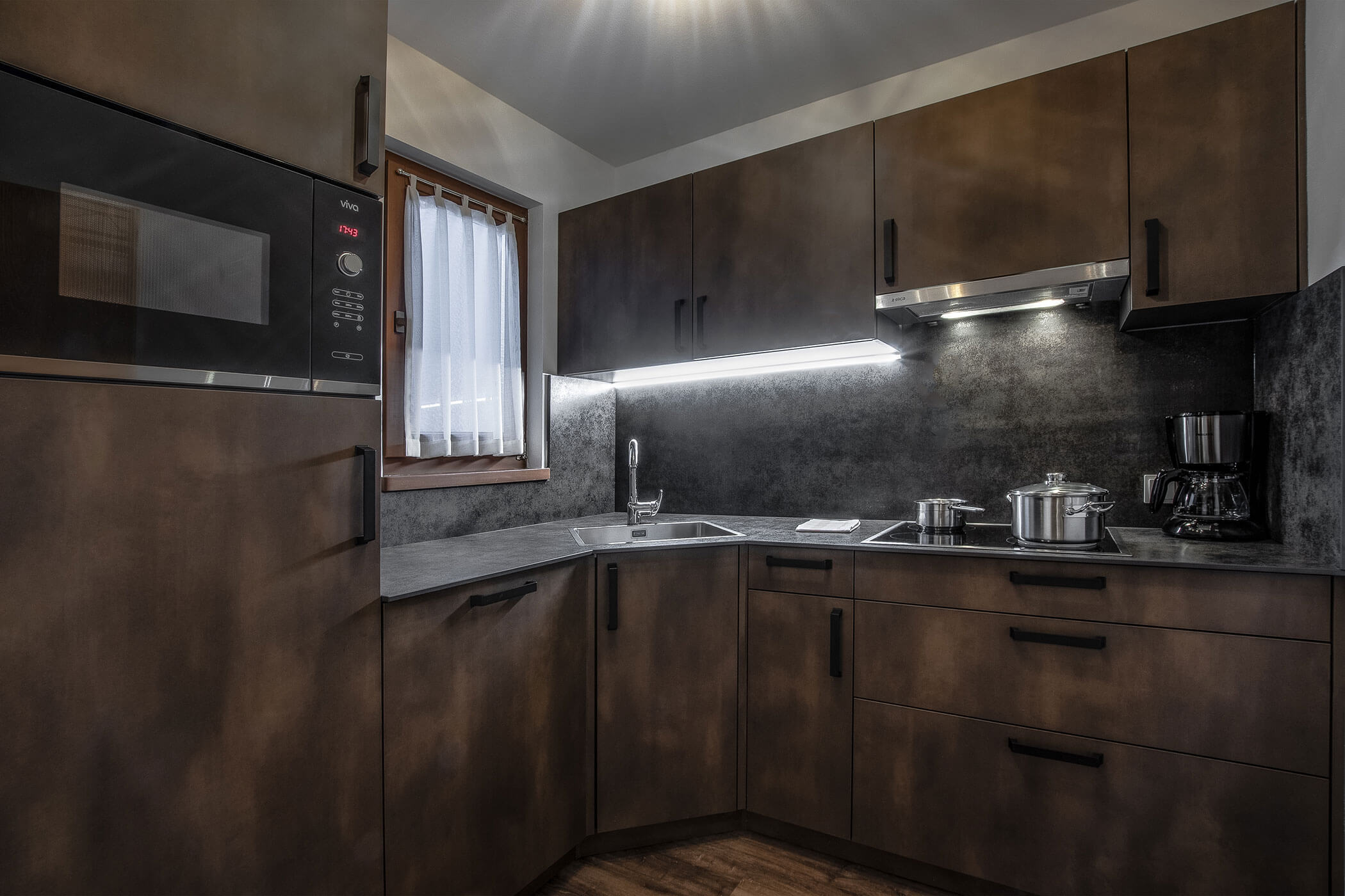 Küche in der Ferienwohnung Colalto - Posta Zirm